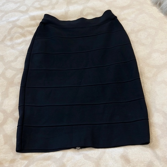 BCBG bandage skirt - Picture 1 of 3